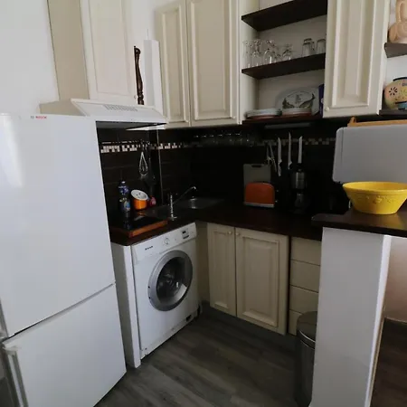 Apartment 1 Bedroom Meynadier 5 Mins From The Palais 238 *